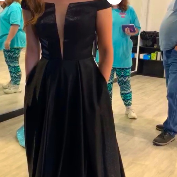 Only worn once for my prom Dresses | Prom Dress Only Worn Once Very Beautiful | Poshmark main image 4